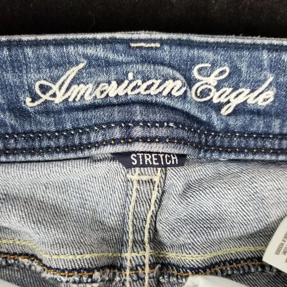 AEO - Stretch denim rolled cuff shorts - Sz 2 - Picture 5 of 7